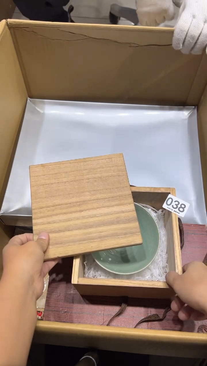 栾*健038茶摆件            