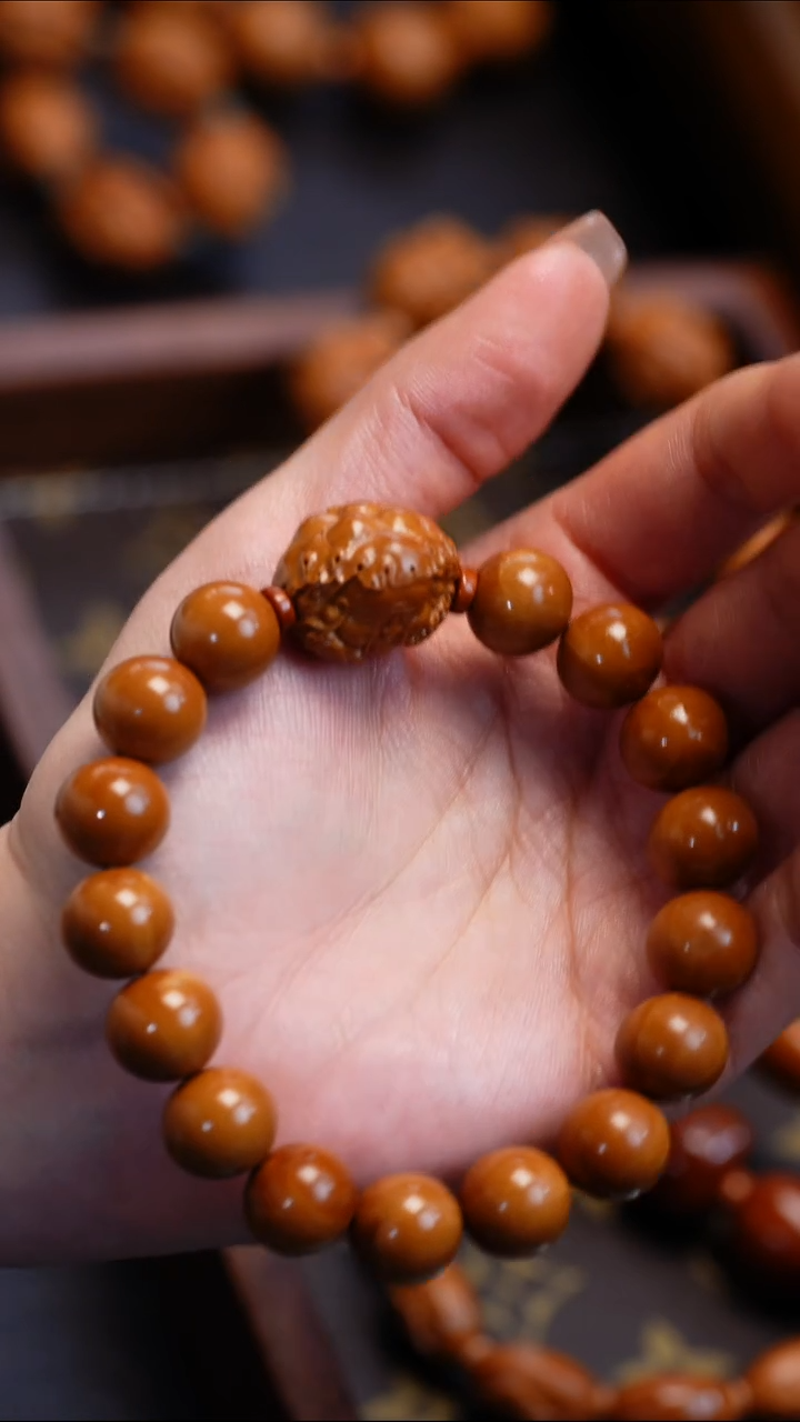 【闪购商品】橄榄核吊坠苏工橄榄核