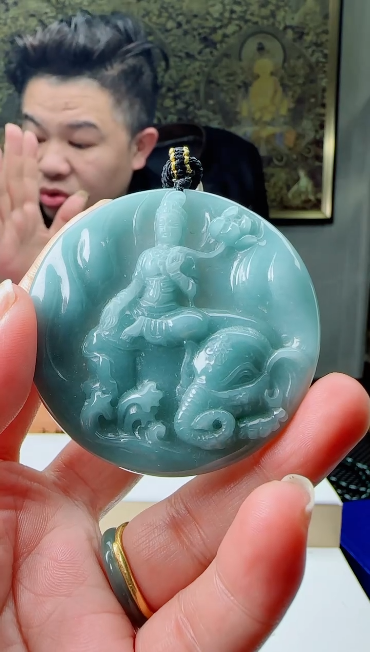 【闪购商品】翡翠颈饰未镶嵌多样性随机发其一