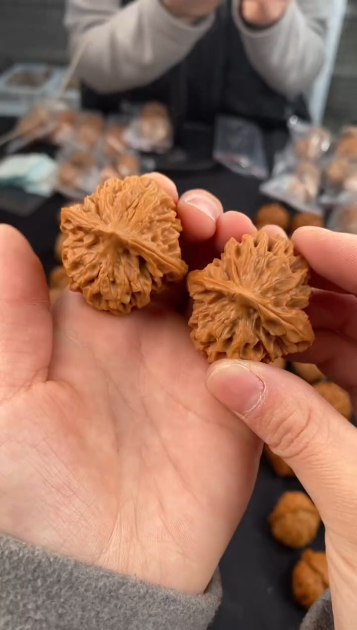 【闪购商品】文玩核桃把件秦闷38-x216