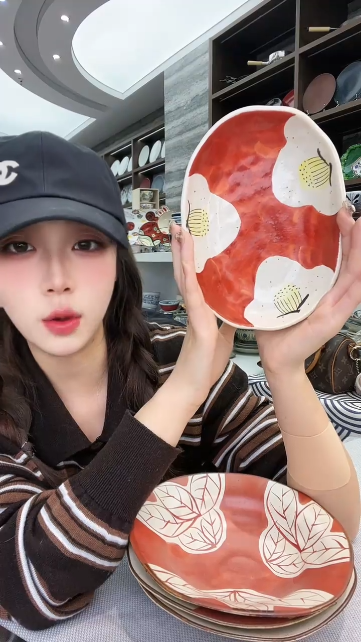 盘赤绘椭圆钵18cm×14cm-白山茶