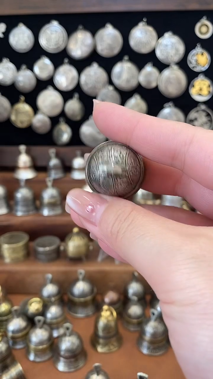 牵****k英国半克朗黄铜腰环