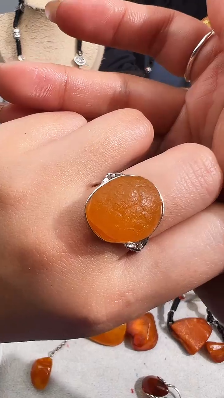 【闪购商品】蜜蜡裸石未镶嵌似玉