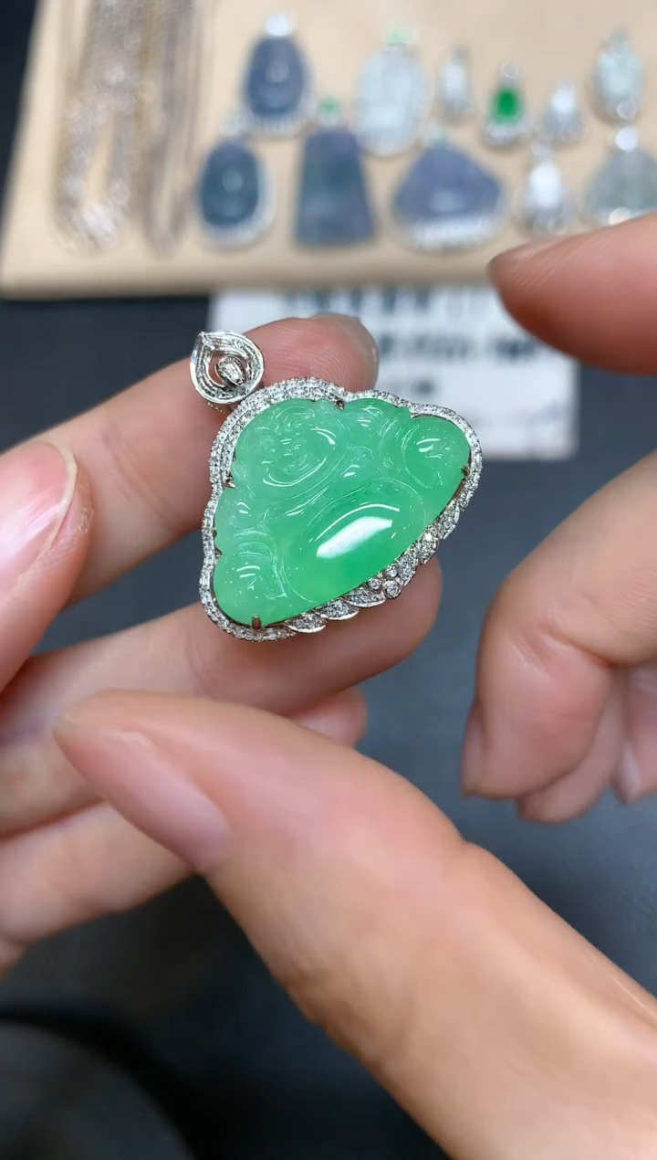 【闪购商品】翡翠吊坠(不含链)18K金镶嵌佛公【无服务费