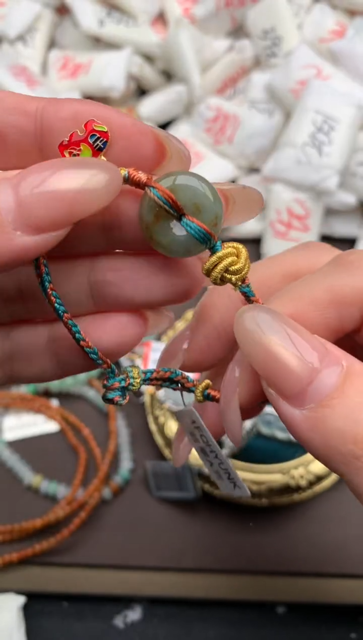 【闪购商品】翡翠手绳未镶嵌 一