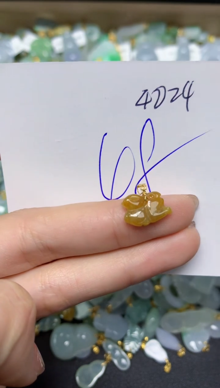 【闪购商品】翡翠颈饰18K金镶嵌天然翡翠A货