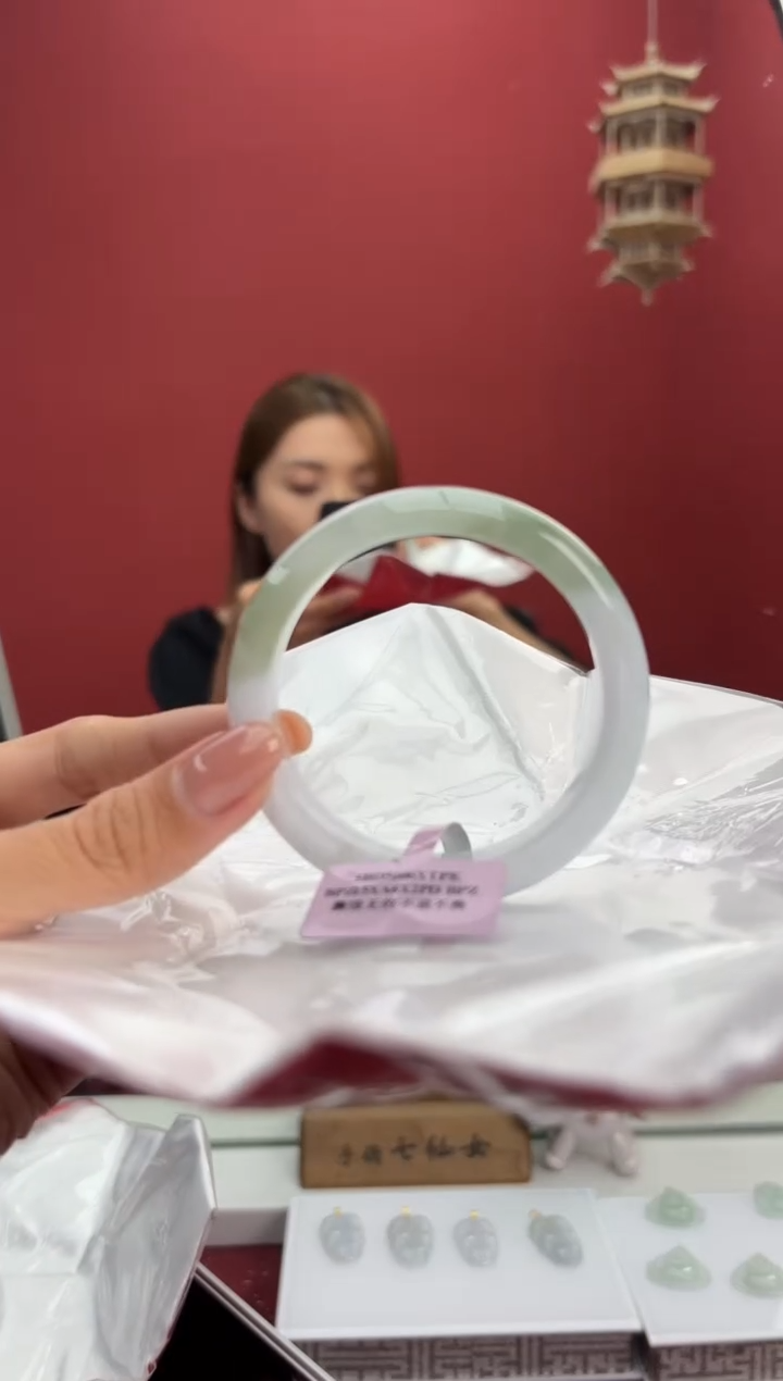 翡翠未镶嵌手镯14手镯