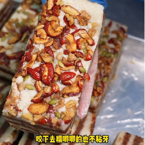 上海崇明糕手工千层糕崇明特产红枣芝麻味崇明糕1.9斤再加送