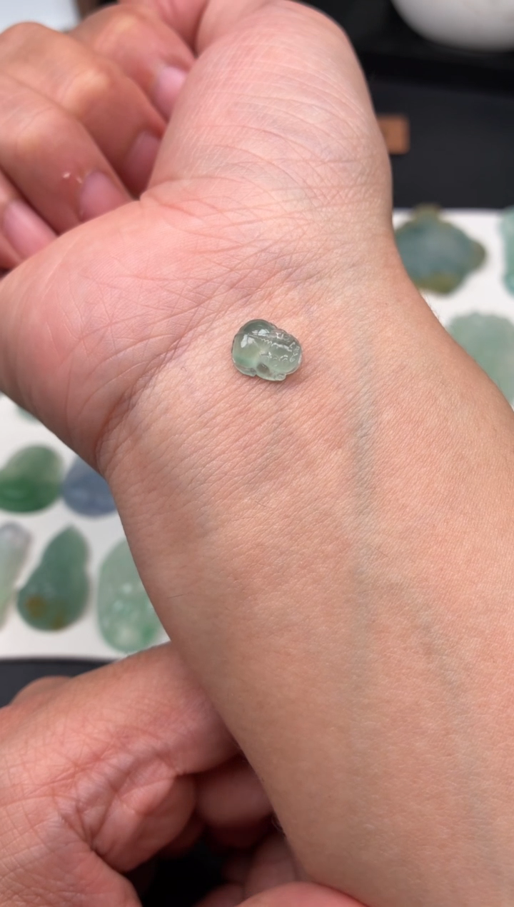 未镶嵌定制翡翠翡翠