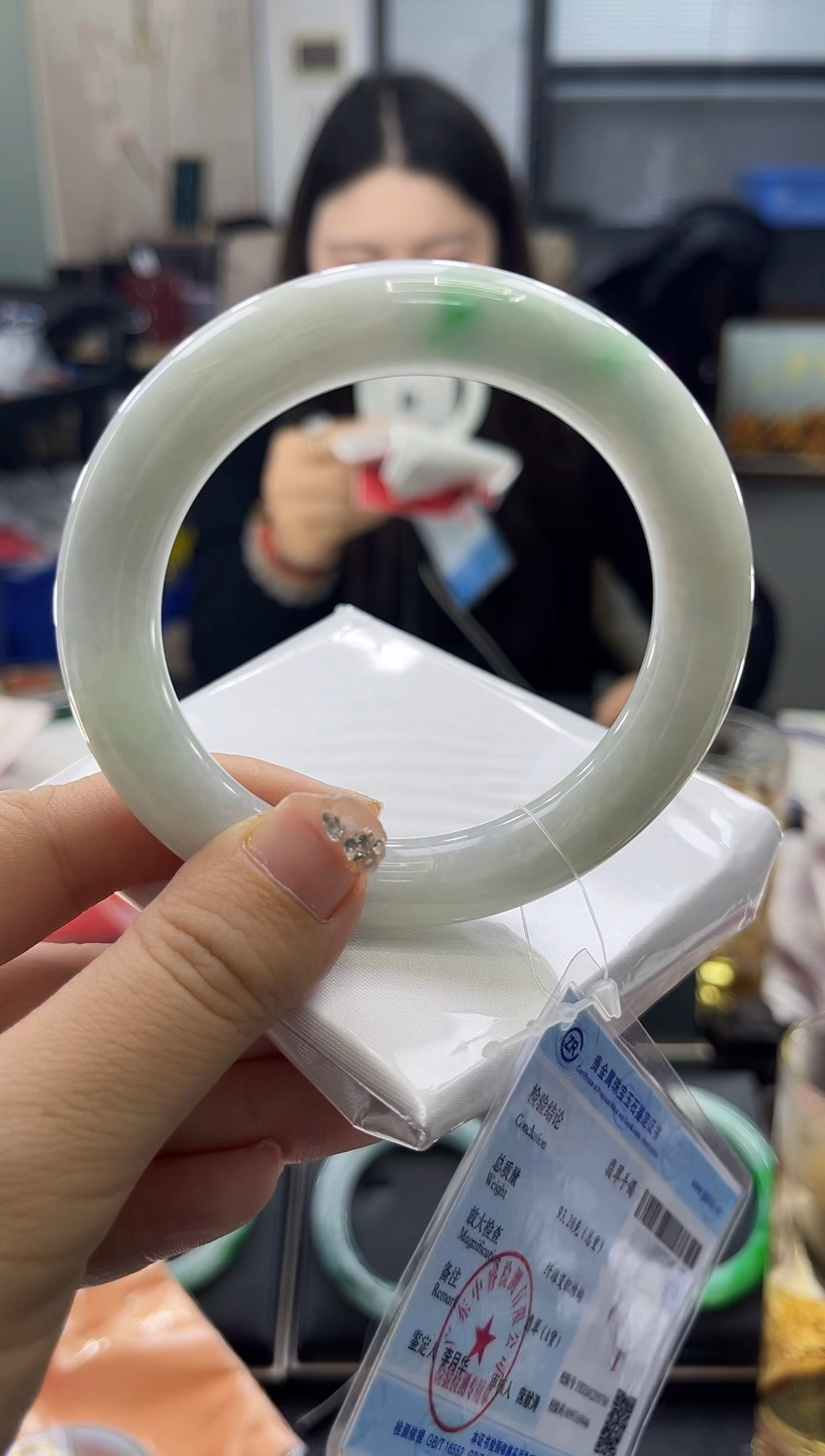 【闪购商品】翡翠手镯未镶嵌0028824498有纹裂
