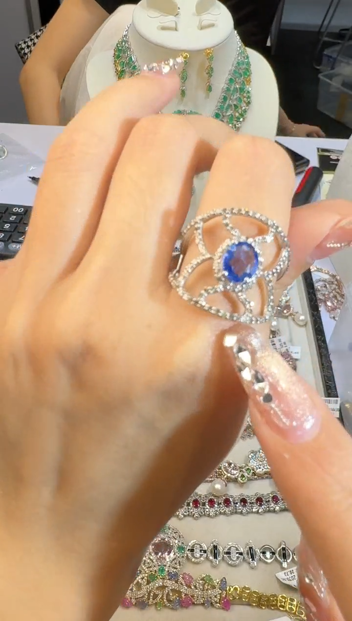 【闪购商品】定制蓝宝石戒指未镶嵌戒指
