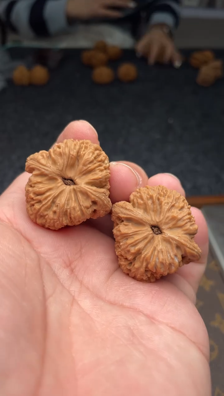 把件文玩核桃B 216号 35尺南疆