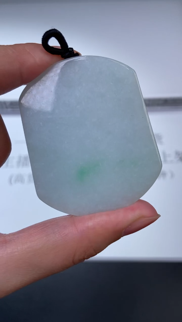 未镶嵌挂件翡翠374814   多人