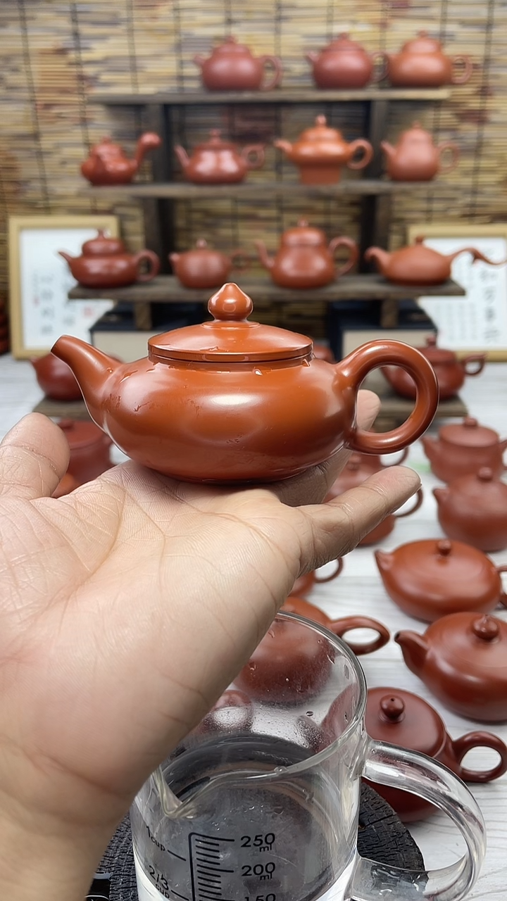 【闪购商品】潮州朱泥手拉小仿古壶110毫升