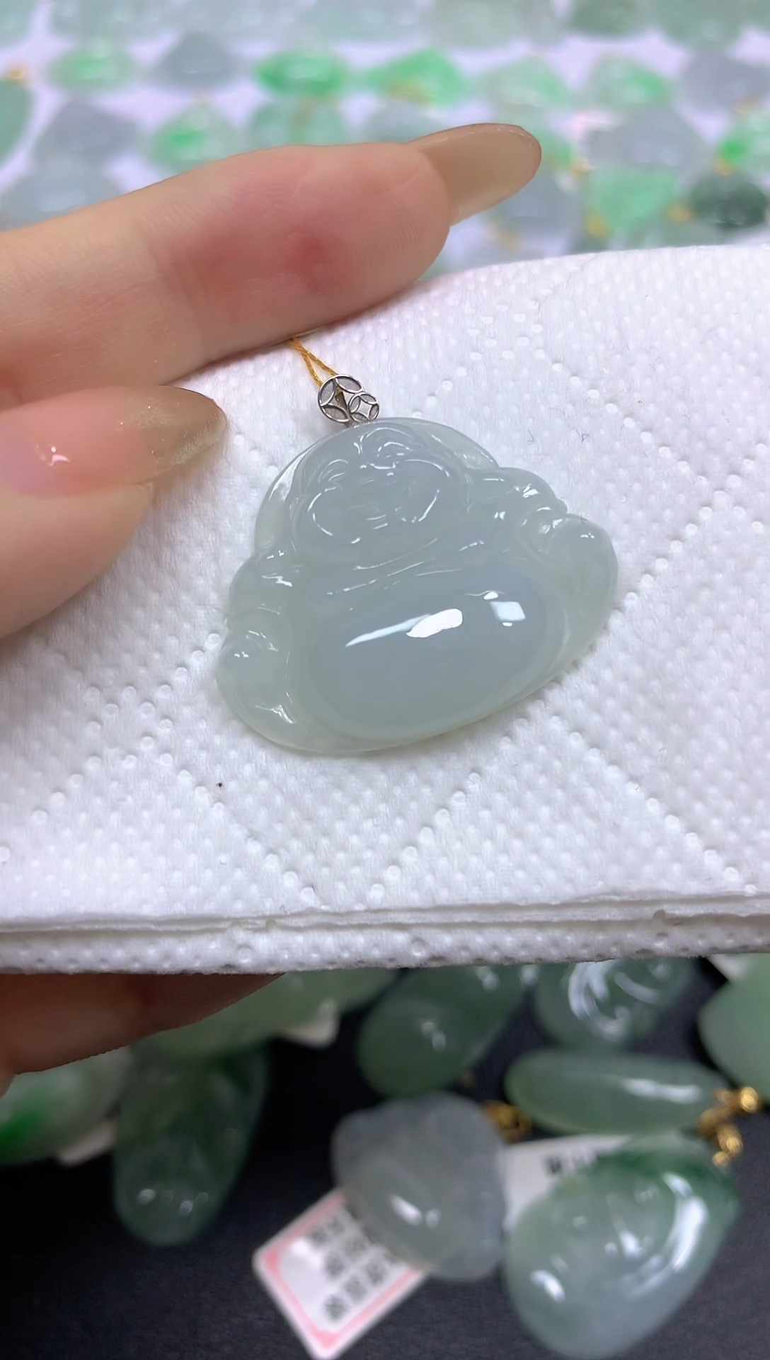 颈饰18K金镶嵌翡翠A货