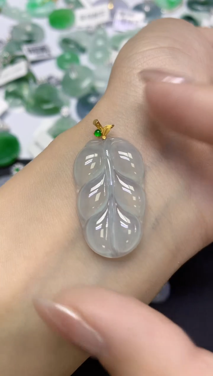 颈饰18K金镶嵌翡翠天然缅甸翡翠A货百元以上9元证书费自理