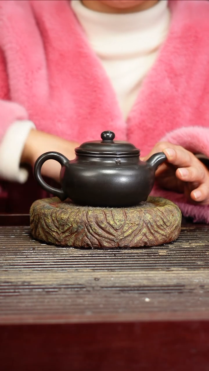 宜兴原矿紫砂壶茶壶宜兴原矿紫砂壶茶壶200C