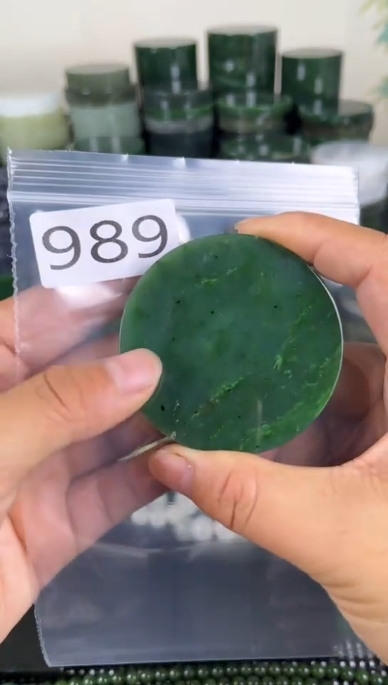 未镶嵌和田玉珠宝半成品镯芯