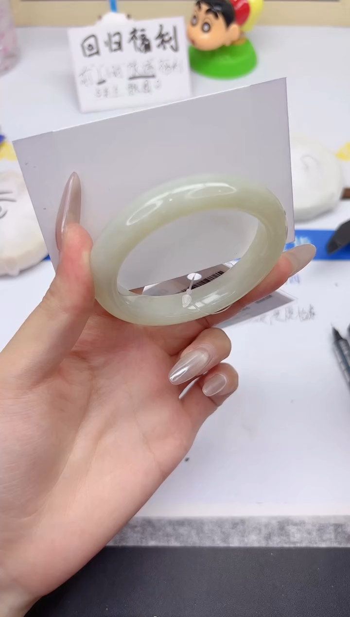 未镶嵌手镯和田玉40-52.3qq