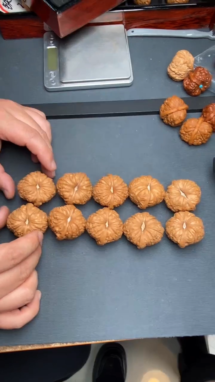 【闪购商品】文玩核桃把件南瓜墩42左右（已打底）