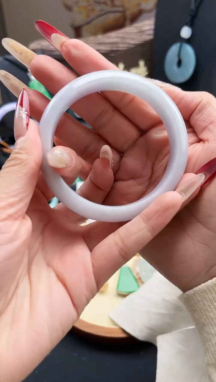 【闪购商品】翡翠手镯未镶嵌翡翠手镯