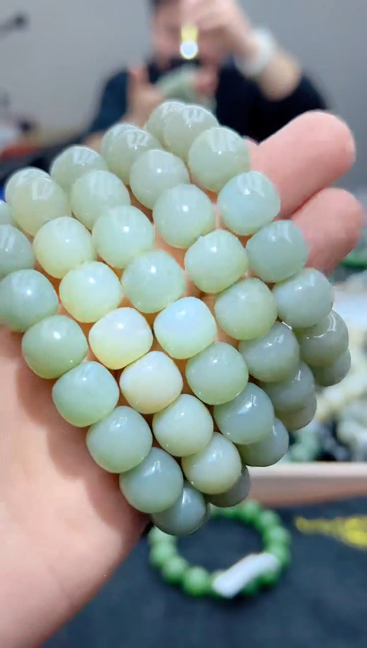 【闪购商品】和田玉手串未镶嵌拍一发一，多样性发货12