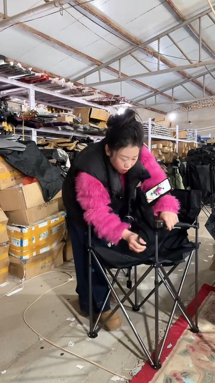铁瑕疵不售后椅子     7