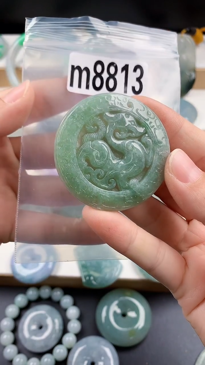 颈饰未镶嵌翡翠天然翡翠吊坠挂件