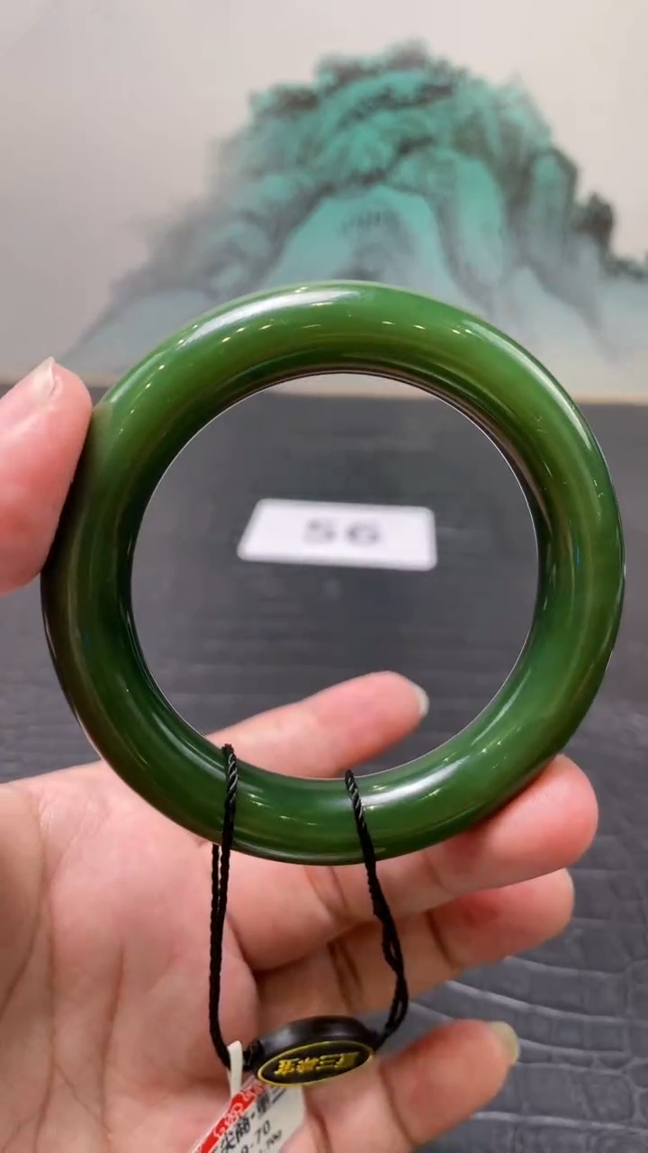 未镶嵌手镯和田玉（碧玉）双**机56