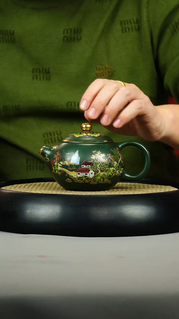 茶壶紫砂绿泥 西施 珐琅彩 山水树