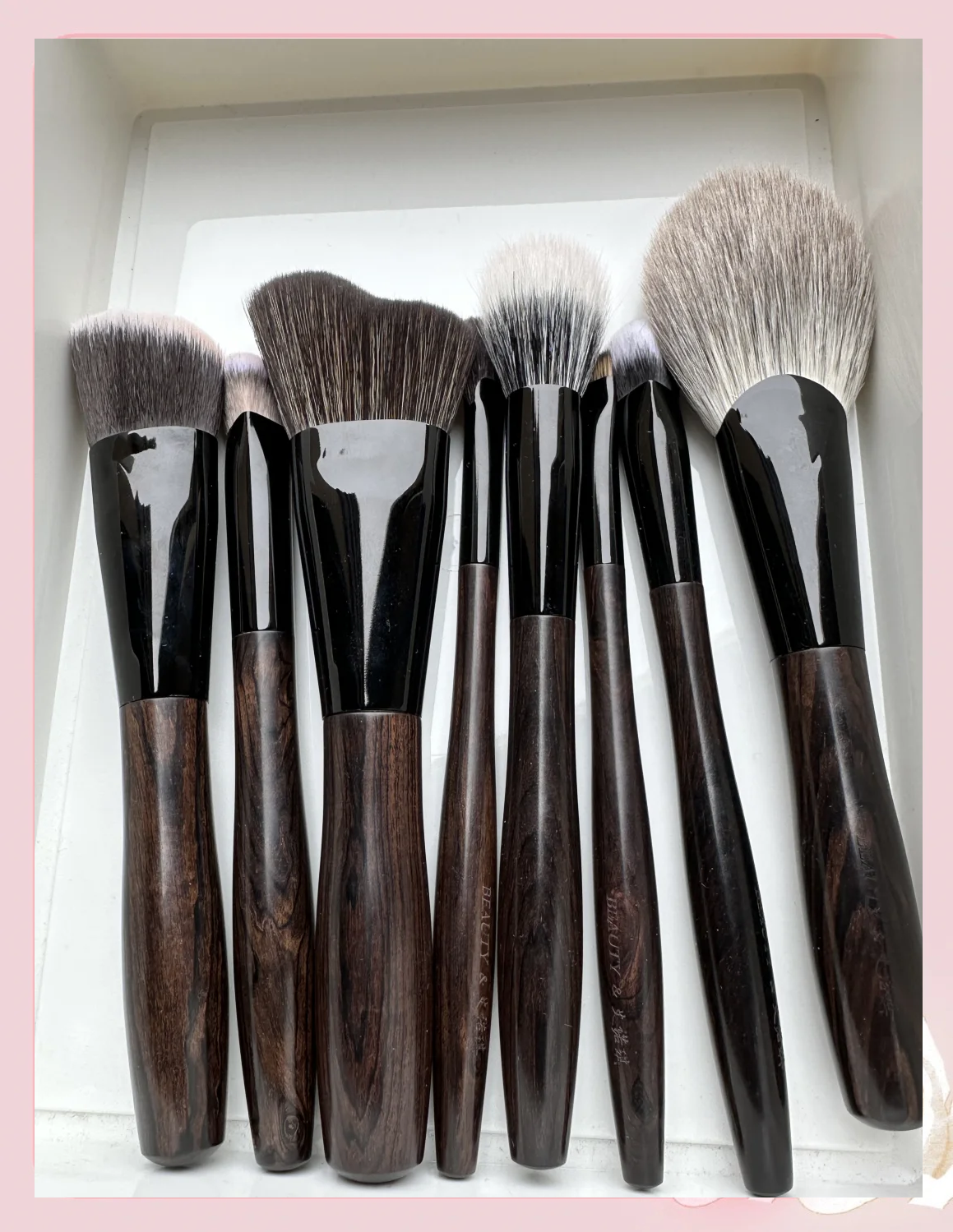 D开头这里下单（美妆套装）