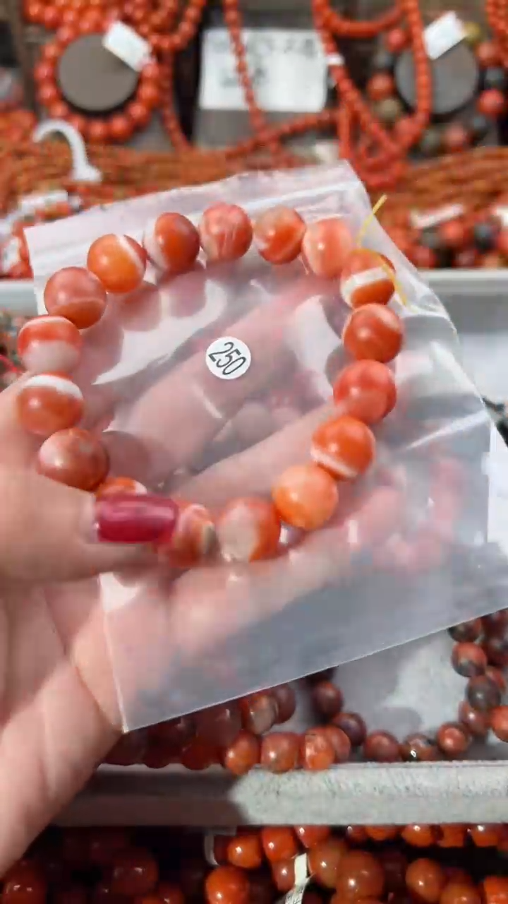 【闪购商品】南红玛瑙手串未镶嵌13+
