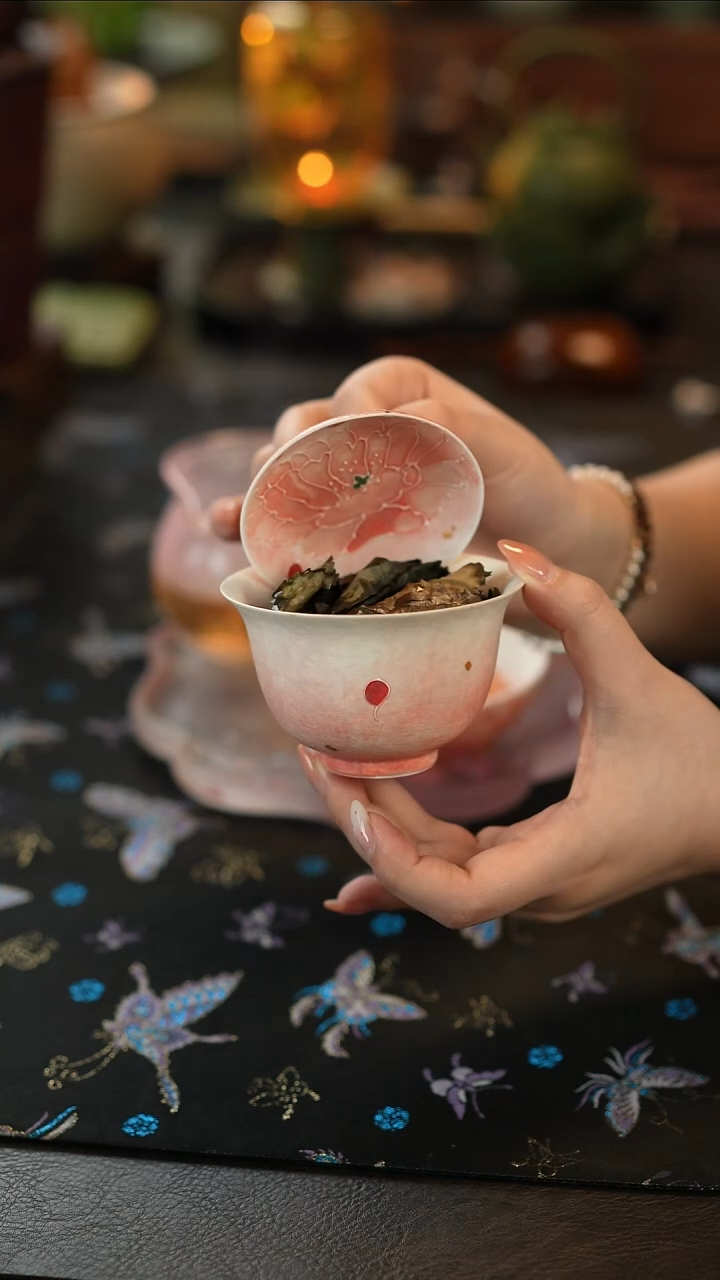 摆件陶岩矿柚粉内绘牡丹-福灵盖碗