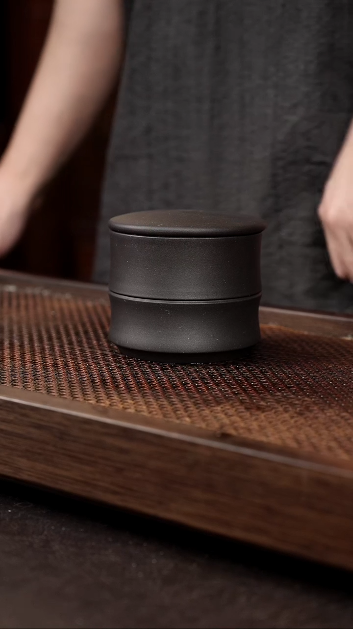 茶壶紫砂黑料竹节茶叶罐