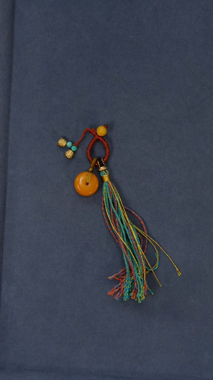 未镶嵌琥珀裸石流苏