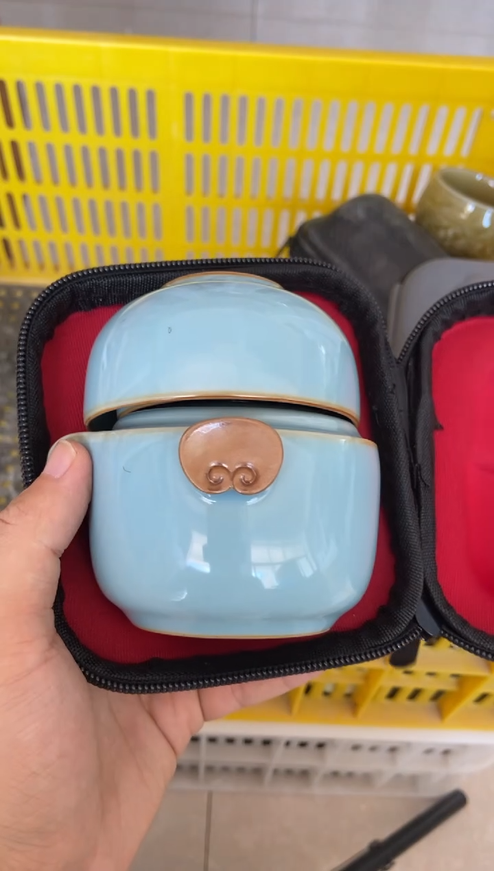 无运费险有瑕疵的摄影的产品有使用过的痕迹有点脏介意勿拍