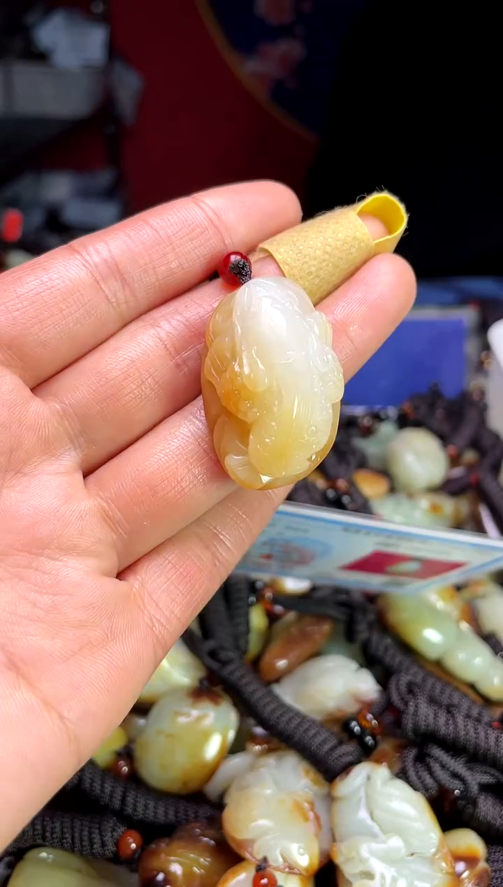 【闪购商品】和田玉颈饰未镶嵌1