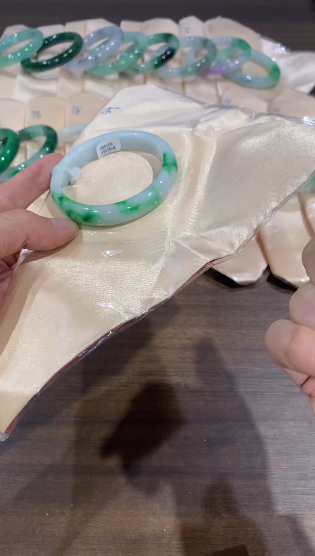 东**姐闪购为准，一物一图。