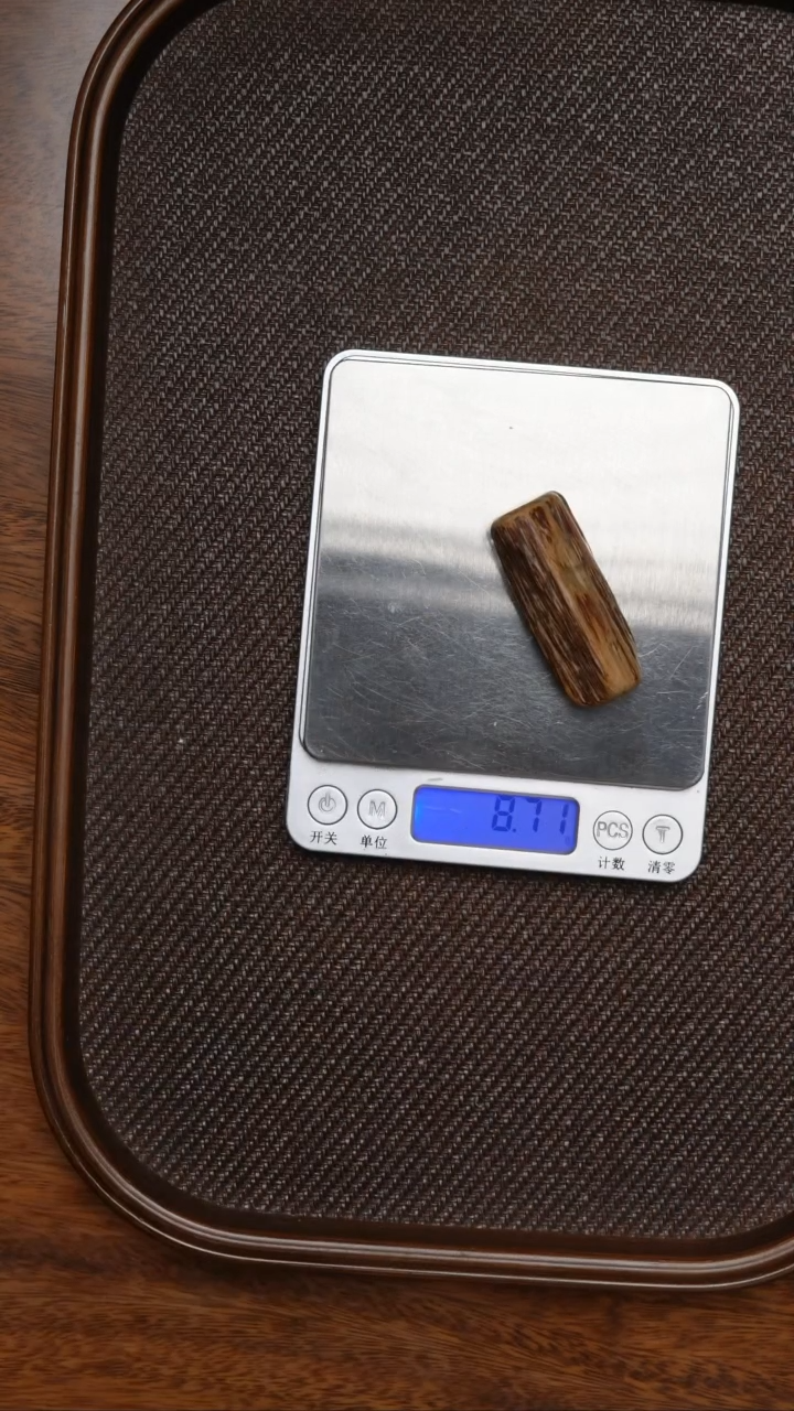 沉香手把件马尼涝原料8.7克