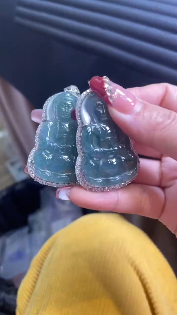 【闪购商品】翡翠颈饰未镶嵌多样性发货 (只发一件) *A102