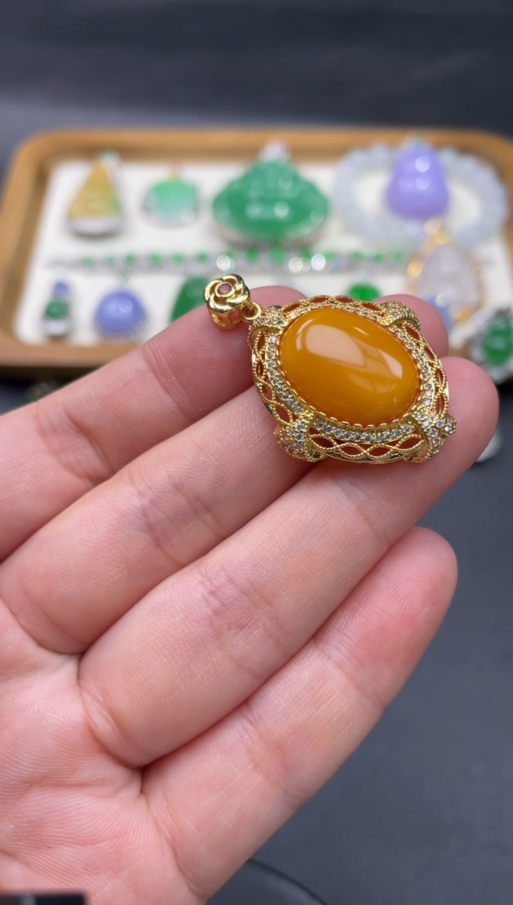 【闪购商品】蜜蜡裸石银S925镶嵌128........