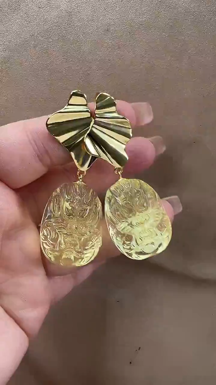 琥珀颈饰未镶嵌耳环