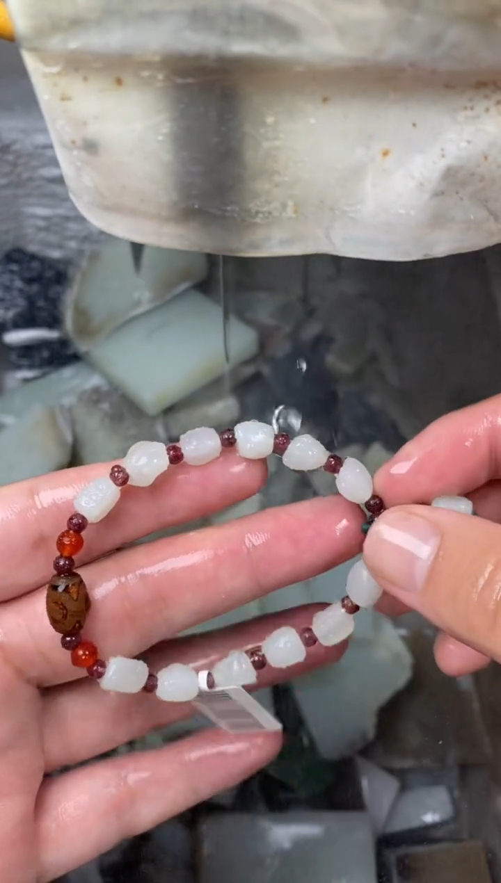 未镶嵌手链和田玉和田玉