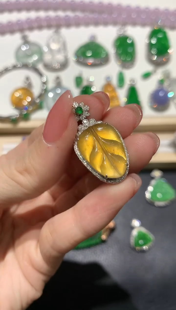 【闪购商品】翡翠颈饰18K金镶嵌团购7