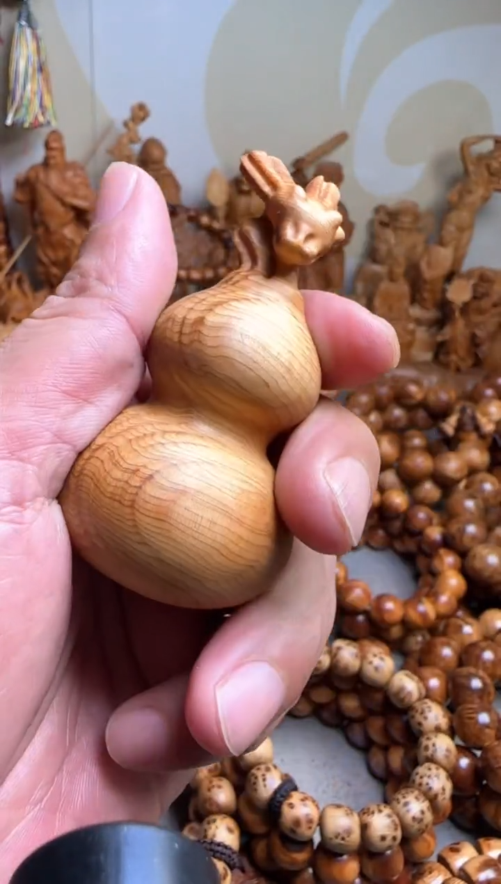 【闪购商品】柏木把件崖柏把件