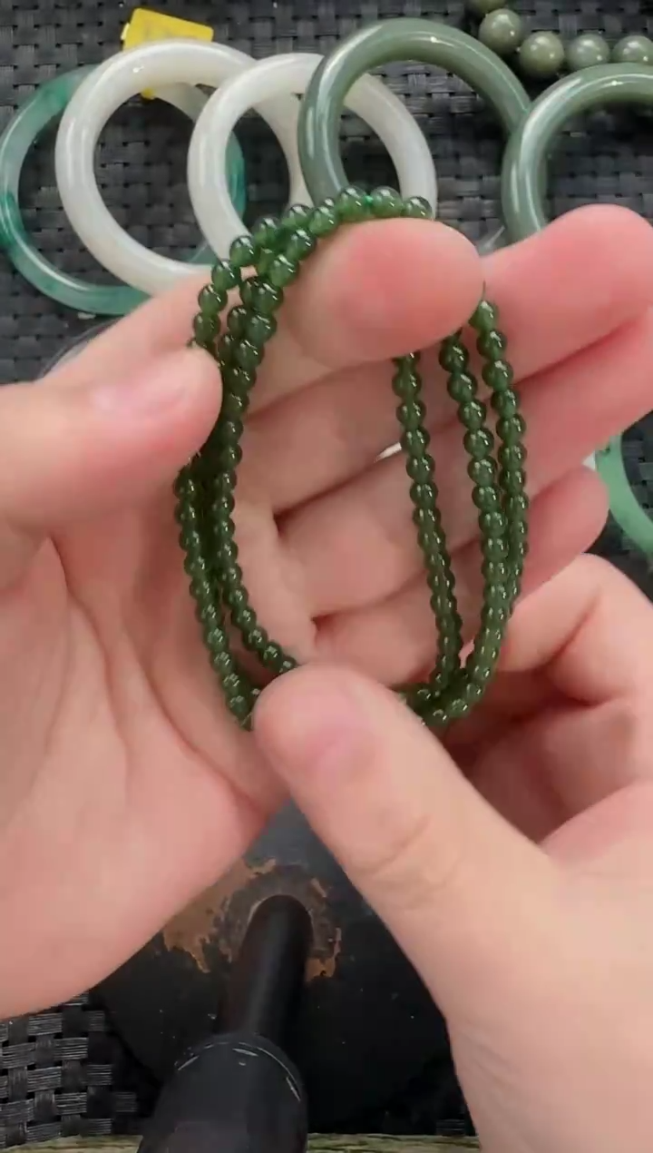 颈饰未镶嵌和田玉4mm碧玉小米链