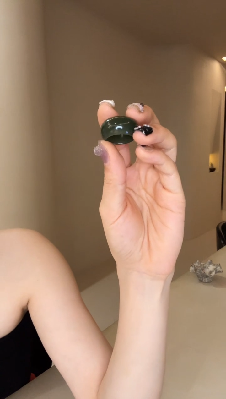 【闪购商品】和田玉戒指未镶嵌10码俄7轮胎多样性发其一