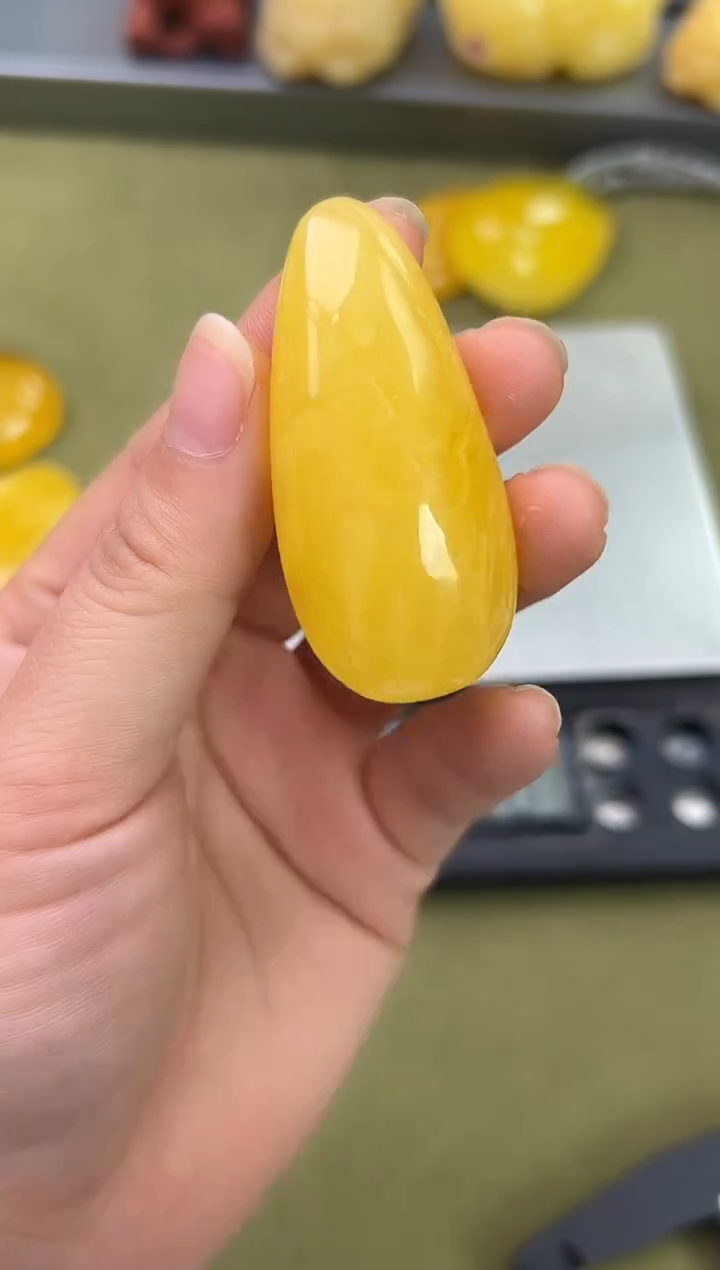 裸石琥珀未镶嵌琥珀蜜蜡吊坠