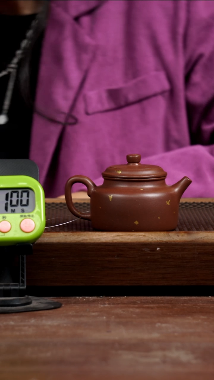 茶壶紫砂雨****猫台西底槽青德钟170CC