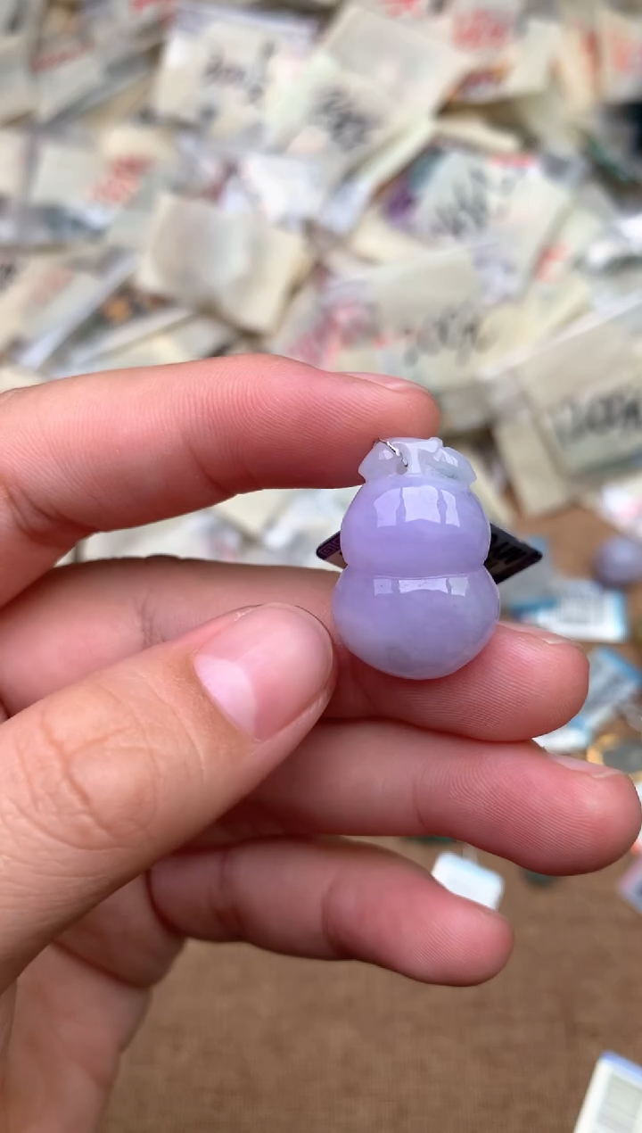 未镶嵌挂件翡翠一